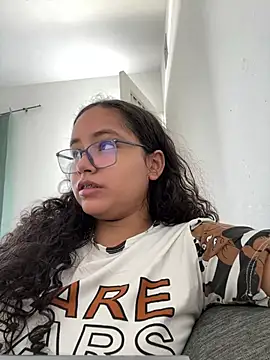 Snapshot of CurlyGirl_1 chatting on 01-26-25, 03:03 CurlyGirl 1 online show from 01-26-25, 03:03