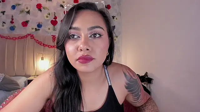 samara smithh online show from 02-24-25, 04:58