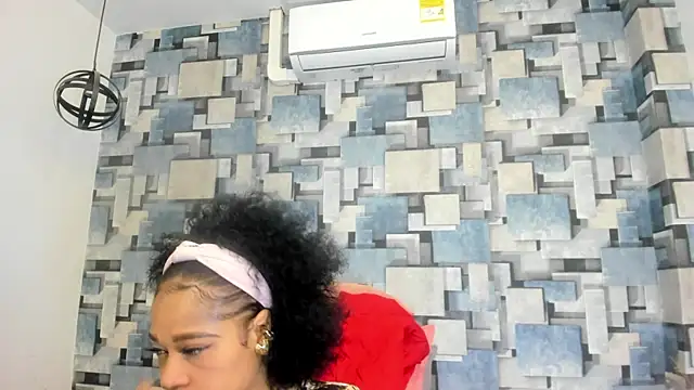 Snapshot of angel_dthroatt chatting on 05-09-26, 12:10 angel dthroatt online show from 05-09-26, 12:10