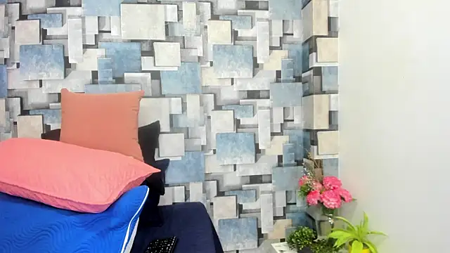 Snapshot of angel_dthroatt chatting on 05-13-26, 12:13 angel dthroatt online show from 05-13-26, 12:13