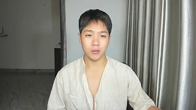 Oliver Nl online show from 02-13-25, 02:52