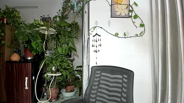 Snapshot of Oliver_Nl chatting on 05-21-26, 03:57 Oliver Nl online show from 05-21-26, 03:57