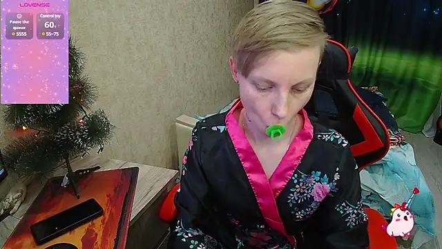 Snapshot of Alexis_Gordon chatting on 01-11-25, 09:15 Alexis Gordon online show from 01-11-25, 09:15