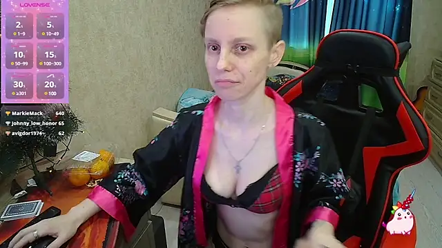 Snapshot of Alexis_Gordon chatting on 01-25-25, 08:00 Alexis Gordon online show from 01-25-25, 08:00