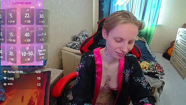 Snapshot of Alexis_Gordon chatting on 02-26-25, 02:25 Alexis Gordon online show from 02-26-25, 02:25