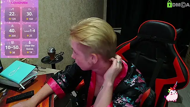 Snapshot of Alexis_Gordon chatting on 09-13-25, 07:46 Alexis Gordon online show from 09-13-25, 07:46