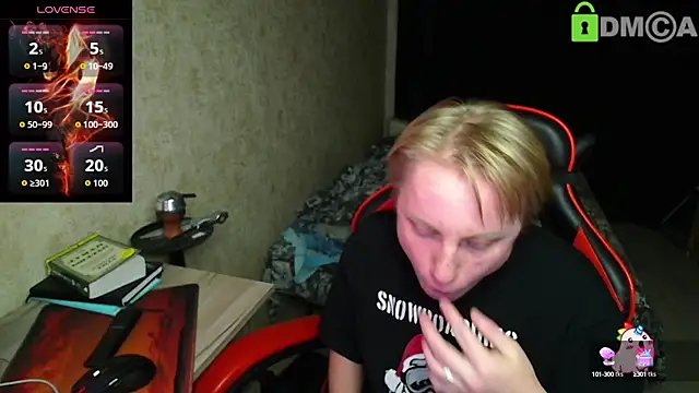 Snapshot of Alexis_Gordon chatting on 09-29-25, 07:08 Alexis Gordon online show from 09-29-25, 07:08