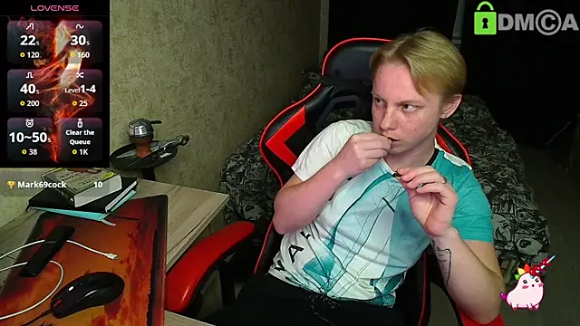 Snapshot of Alexis_Gordon chatting on 09-30-25, 09:20 Alexis Gordon online show from 09-30-25, 09:20