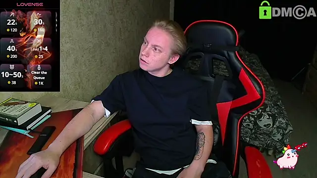 Snapshot of Alexis_Gordon chatting on 10-02-25, 07:32 Alexis Gordon online show from 10-02-25, 07:32