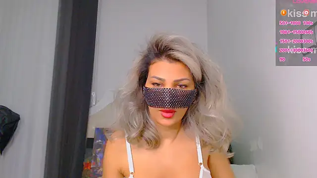Turkish Latina online show from 01-06-25, 01:09