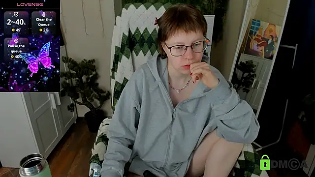 Melissa Wells online show from 02-15-26, 03:58