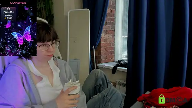 Melissa Wells online show from 07-05-26, 04:19