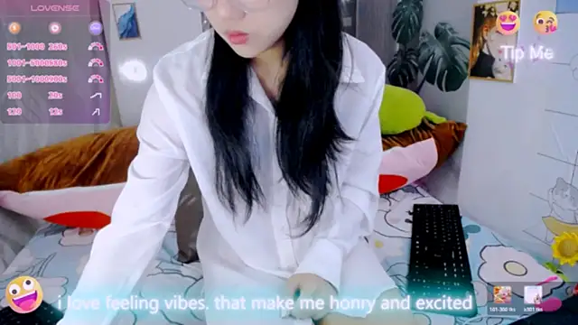 Snapshot of Ly__ chatting on 03-03-26, 04:40 Ly online show from 03-03-26, 04:40