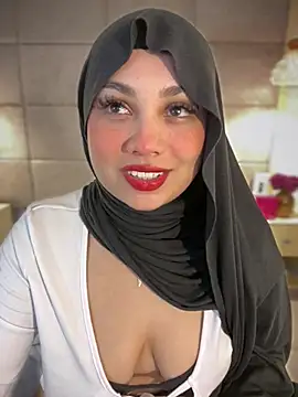 Snapshot of _anjum_ chatting on 07-06-26, 12:24 anjum online show from 07-06-26, 12:24