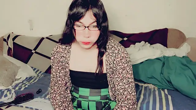 Snapshot of evelyntvsexy chatting on 03-14-25, 04:43 evelyntvsexy online show from 03-14-25, 04:43