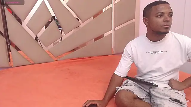 Snapshot of you_and_i9 chatting on 10-14-25, 07:36 you and i9 online show from 10-14-25, 07:36