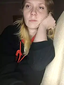 Snapshot of LeraSweet chatting on 12-15-24, 08:58 LeraSweet online show from 12-15-24, 08:58