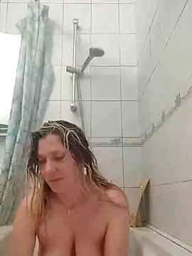 Snapshot of LeraSweet chatting on 12-21-24, 09:25 LeraSweet online show from 12-21-24, 09:25