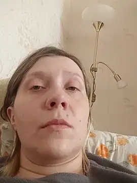 Snapshot of LeraSweet chatting on 02-25-25, 10:37 LeraSweet online show from 02-25-25, 10:37