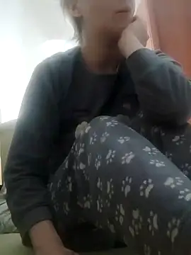 Snapshot of LeraSweet chatting on 02-25-25, 08:09 LeraSweet online show from 02-25-25, 08:09