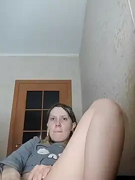 Snapshot of LeraSweet chatting on 03-16-25, 08:11 LeraSweet online show from 03-16-25, 08:11