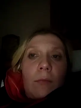 Snapshot of LeraSweet chatting on 02-12-26, 09:10 LeraSweet online show from 02-12-26, 09:10