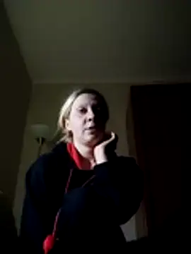 Snapshot of LeraSweet chatting on 02-15-26, 09:11 LeraSweet online show from 02-15-26, 09:11