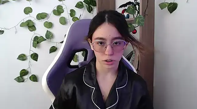 BlairVicent online show from 03-18-25, 03:21