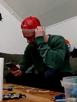 eltoulou online show from 02-24-25, 07:09