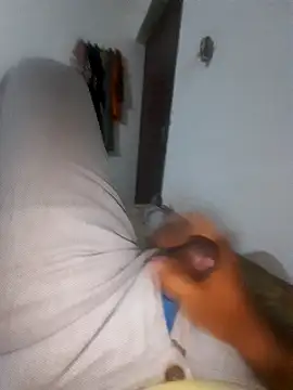 Snapshot of workoutsaurabh chatting on 01-23-25, 01:08 workoutsaurabh online show from 01-23-25, 01:08