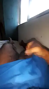 Snapshot of workoutsaurabh chatting on 03-10-25, 01:23 workoutsaurabh online show from 03-10-25, 01:23