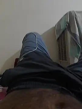 Snapshot of workoutsaurabh chatting on 11-08-25, 06:18 workoutsaurabh online show from 11-08-25, 06:18