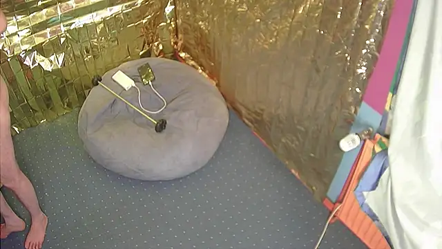 Snapshot of Markxen_cam chatting on 12-21-24, 12:53 Markxen cam online show from 12-21-24, 12:53