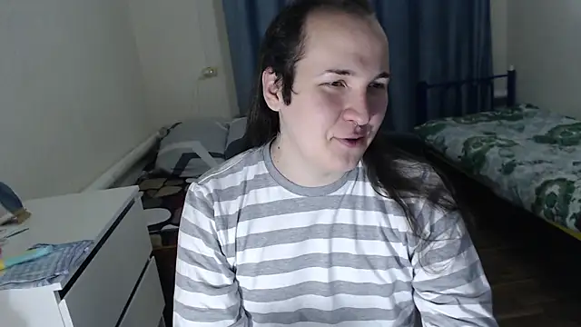 EvaMiron online show from 12-18-25, 03:18