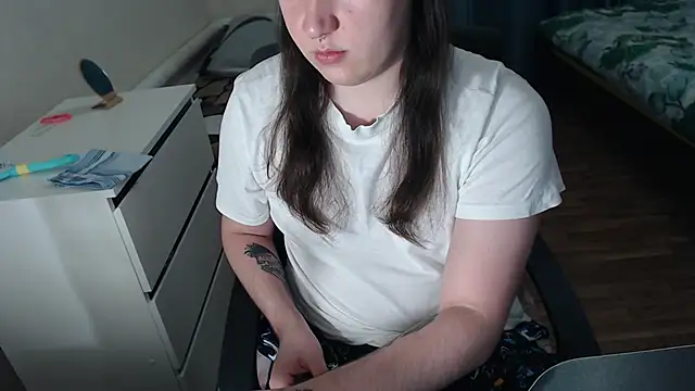 EvaMiron online show from 02-05-26, 04:11