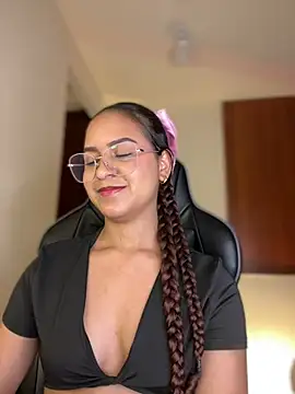 gretta kler1 online show from 01-19-25, 10:17