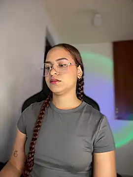 gretta kler1 online show from 03-01-25, 02:23