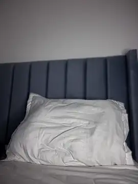 gretta kler1 online show from 11-06-25, 10:21