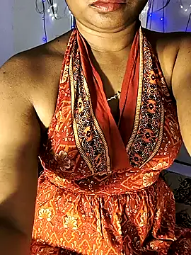 FANTASY QUEEN 07 online show from 03-20-25, 12:00