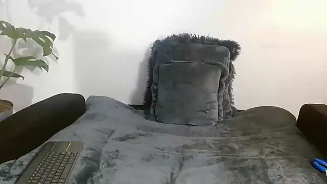 Keket Smitth online show from 01-20-25, 07:57