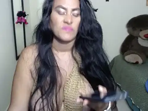 Snapshot of Debora_1_2_3 chatting on 02-15-25, 02:15 Debora 1 2 3 online show from 02-15-25, 02:15