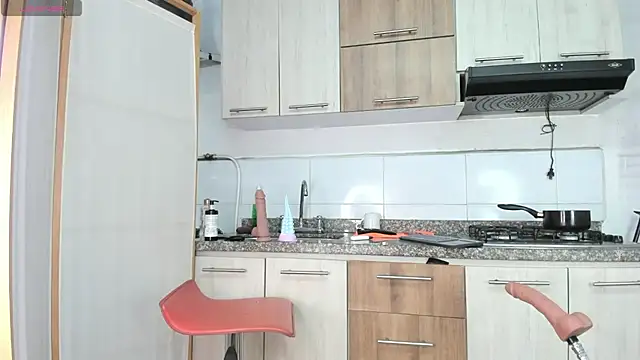 Snapshot of AnahiKoenig chatting on 10-07-25, 05:54 AnahiKoenig online show from 10-07-25, 05:54