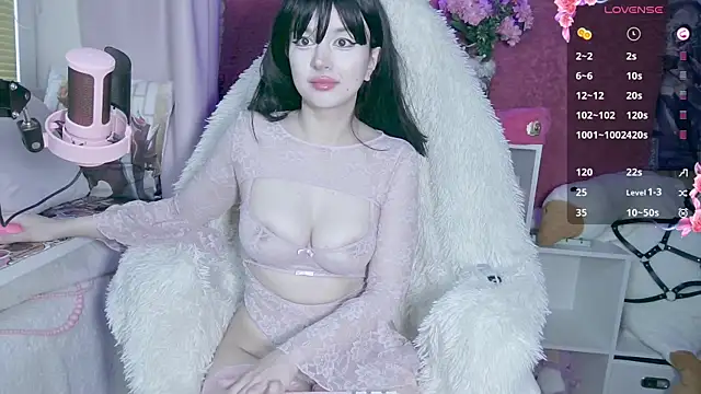 Snapshot of berrybaebaby chatting on 03-17-25, 04:08 berrybaebaby online show from 03-17-25, 04:08