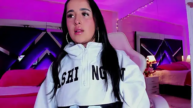 Snapshot of Andrex_Joness chatting on 02-07-25, 03:34 Andrex Joness online show from 02-07-25, 03:34