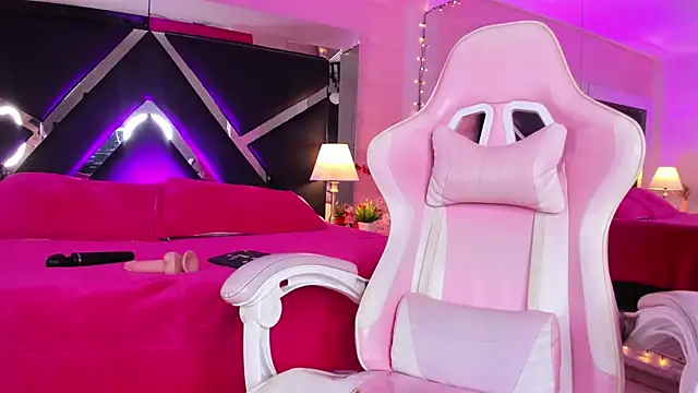 Snapshot of Andrex_Joness chatting on 02-23-25, 07:11 Andrex Joness online show from 02-23-25, 07:11