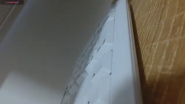 genesis moretz online show from 02-18-26, 10:39