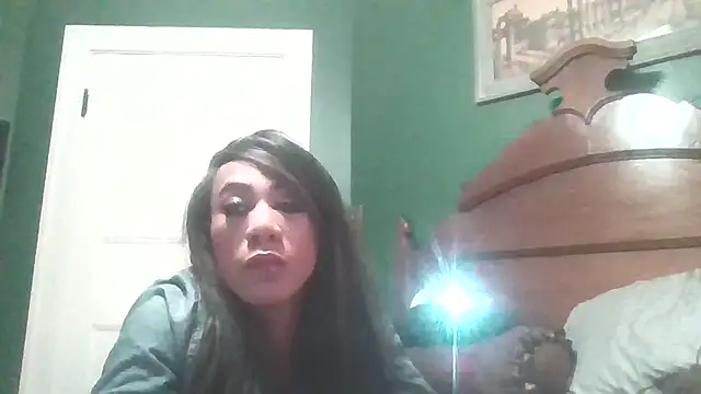 CaramelDipper online show from 12-17-24, 01:50