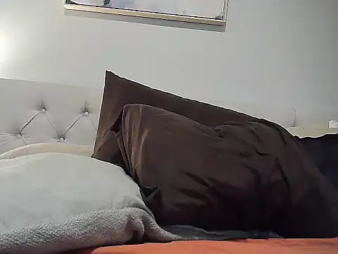 CaramelDipper online show from 02-06-25, 02:04