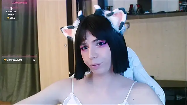 Snapshot of FemAlexa_ chatting on 01-22-25, 06:10 FemAlexa online show from 01-22-25, 06:10