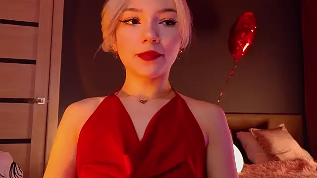 Snapshot of SandraBoyl chatting on 03-07-25, 01:09 SandraBoyl online show from 03-07-25, 01:09